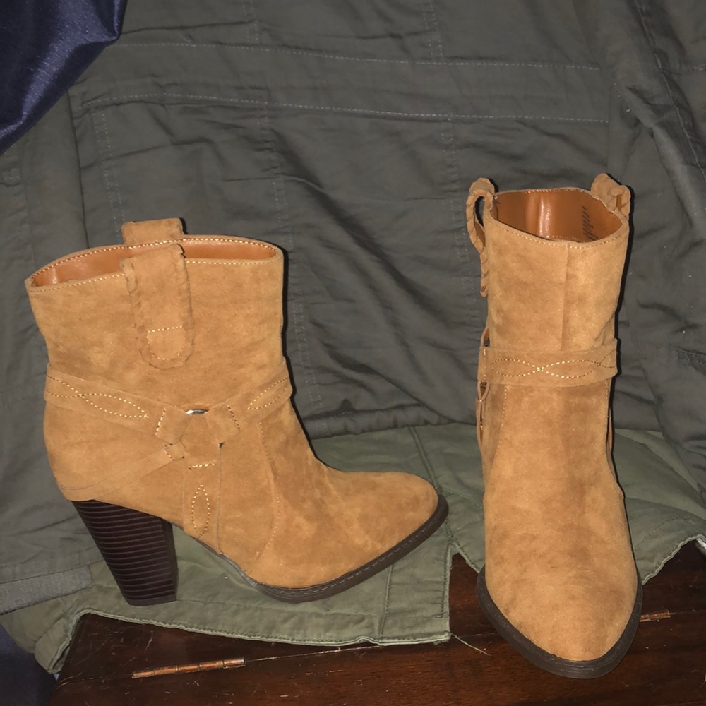 Cognac cowboy booties